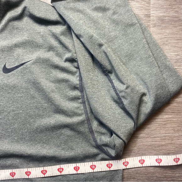 Nike Gray Long Sleeve Tee Athletic Comfort - Picture 5 of 8